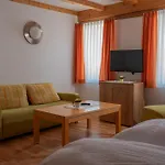 Hosbein Fogadó *