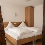 Hosbein Fogadó