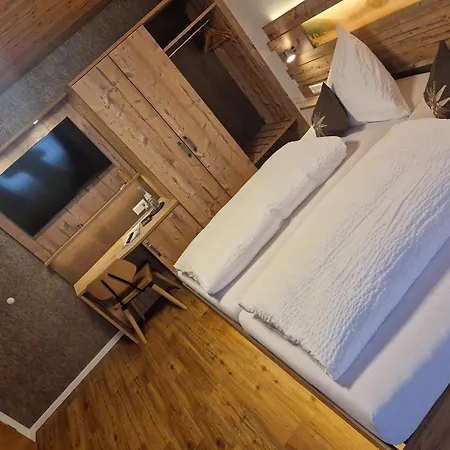 Hosbein * Heiligenborn