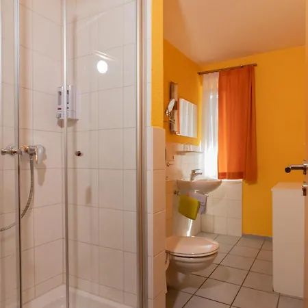 Hosbein * Heiligenborn