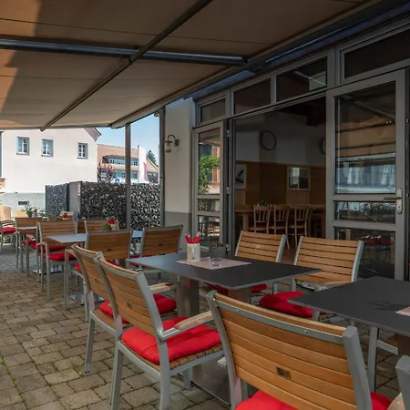 Hosbein * Heiligenborn