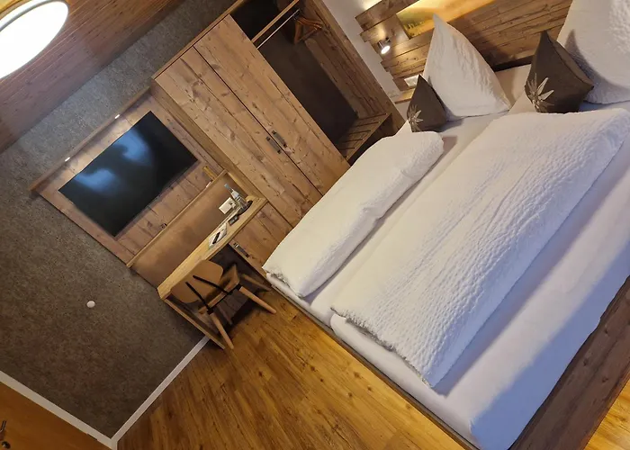 Hosbein * Heiligenborn