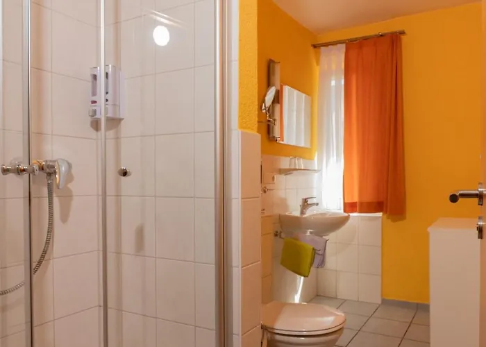 Hosbein * Heiligenborn